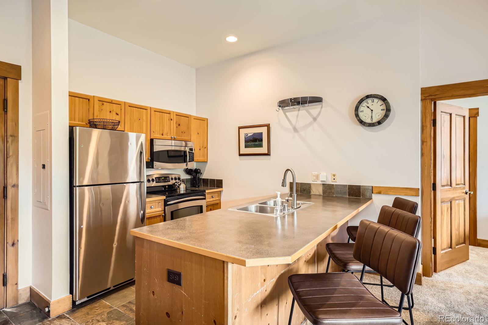 53 Hunki Dori Court 8905