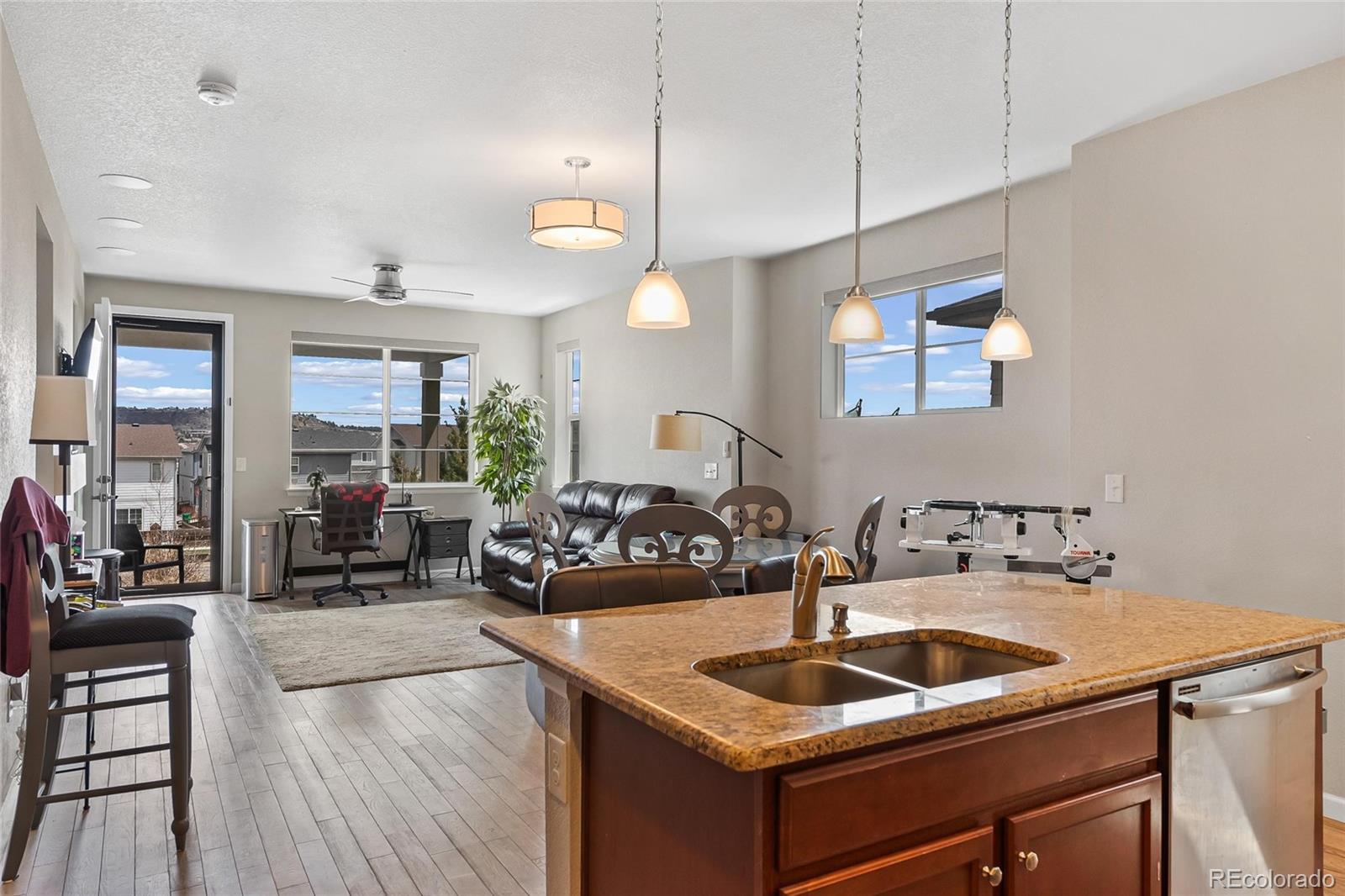 3280 Youngheart Way, Castle Rock, CO, 80109 4 3280 Youngheart Way