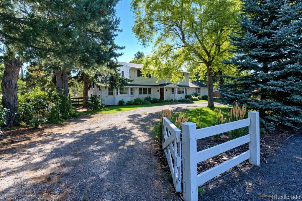 Photo of 800 E Stanford Avenue, Cherry Hills Village, CO 80113 (MLS # 6379631)