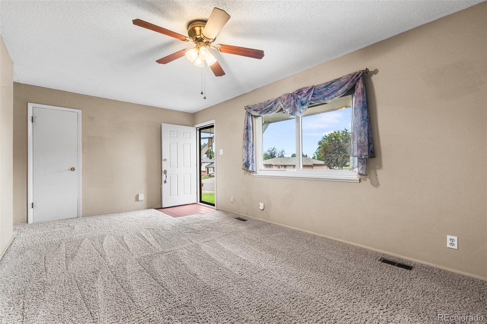 44 Glenmore Road