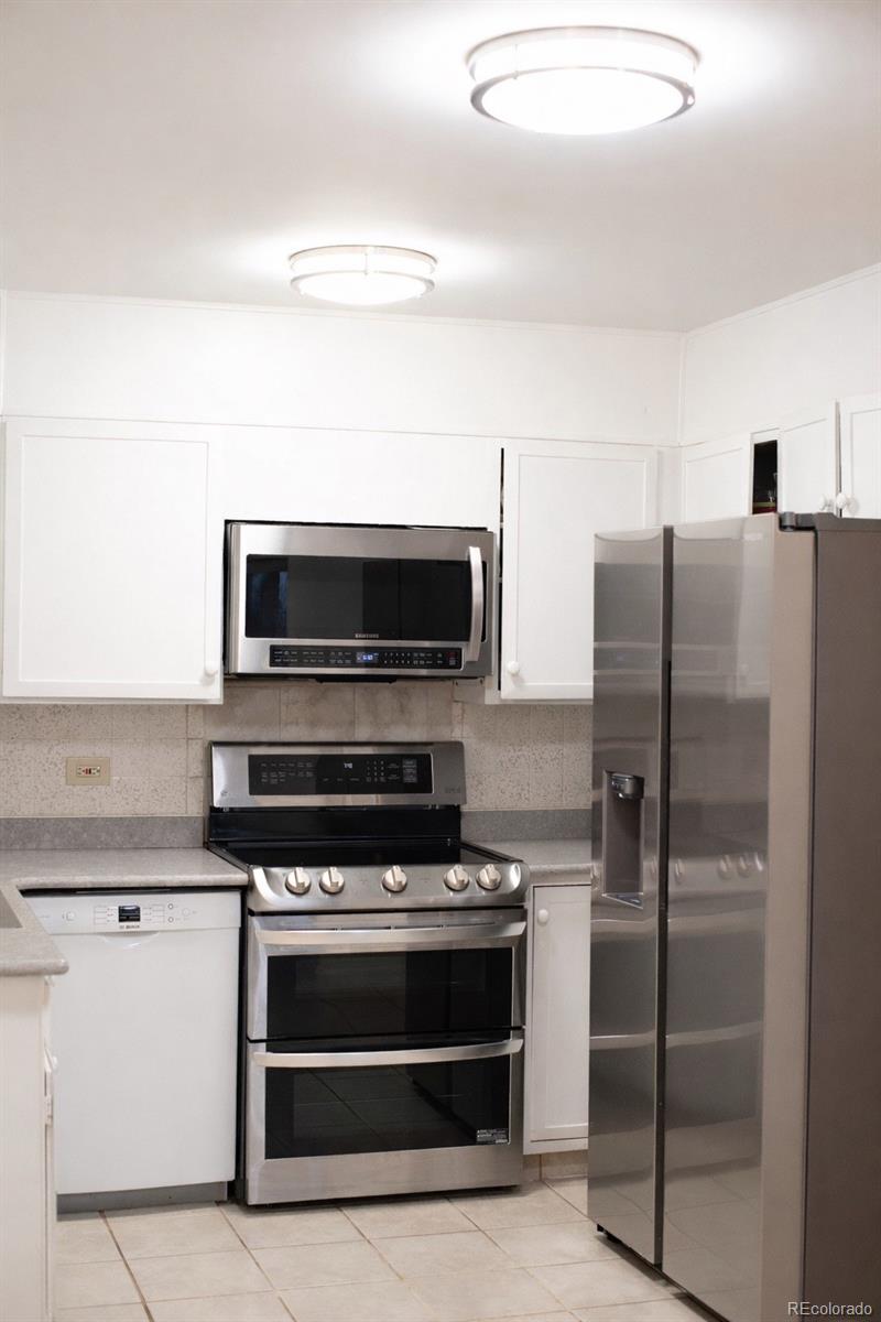 9155 E Center Avenue 2B