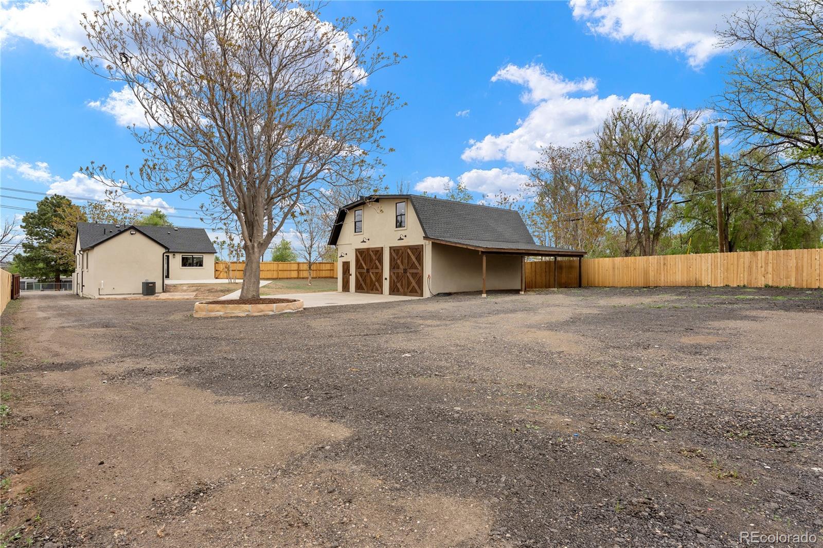 3060 W 55th Place