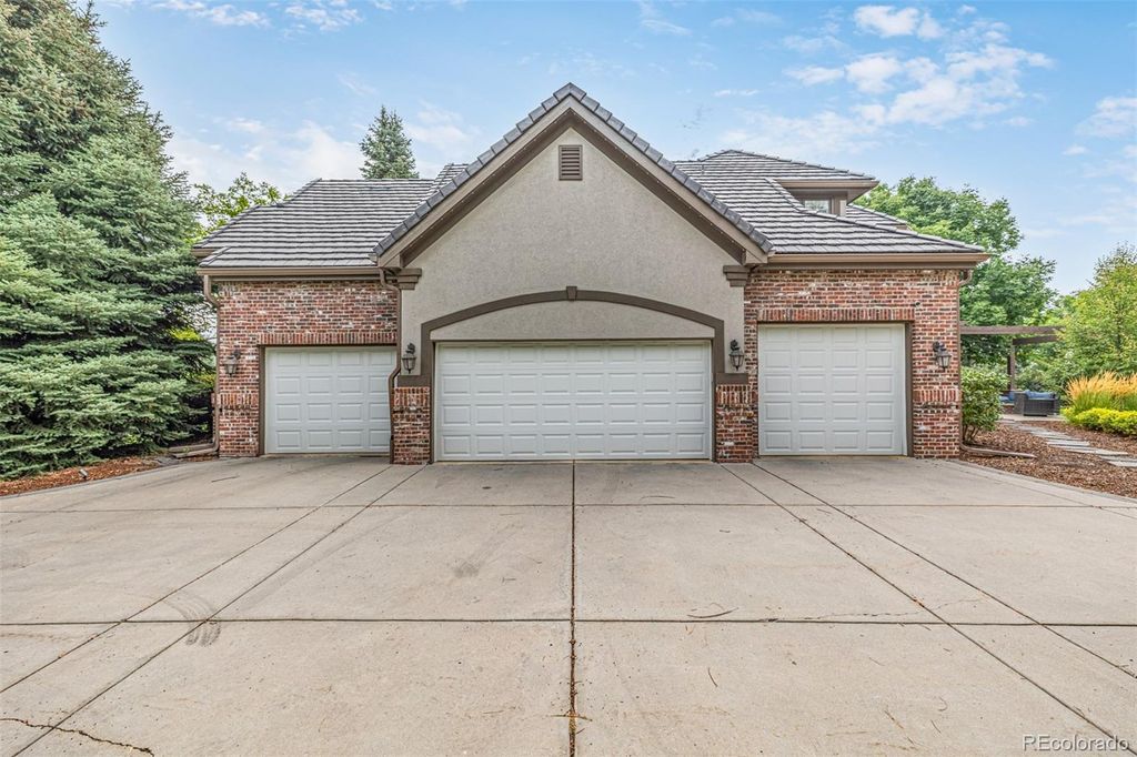 Photo of 4170 E Linden Lane, Greenwood Village, CO 80121 (MLS # 6510466)
