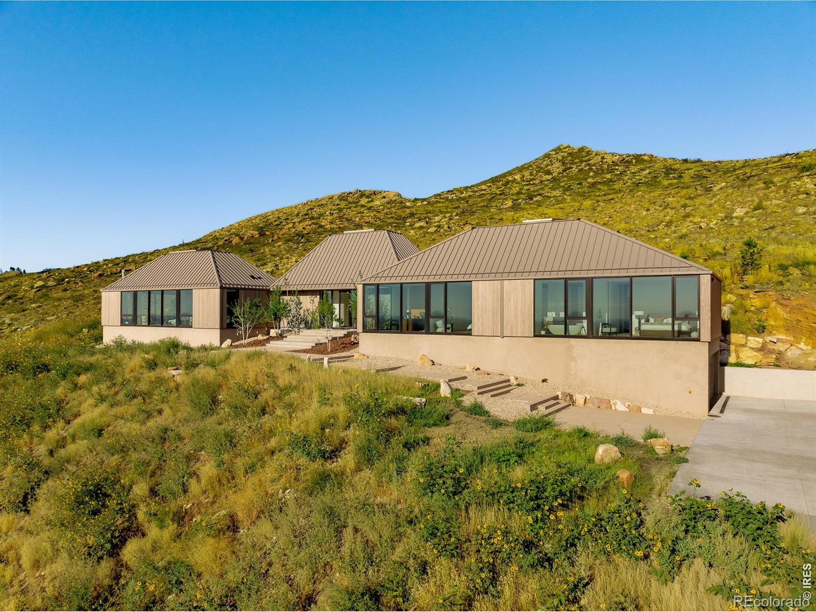 9631 Mountain Ridge Place