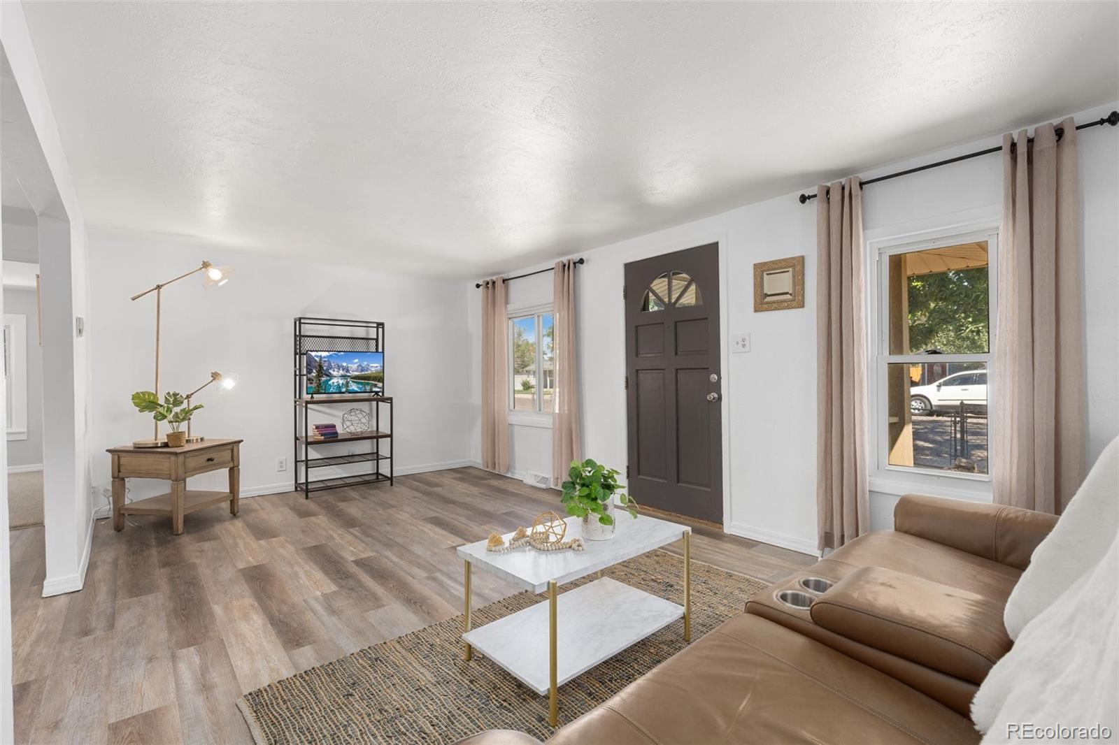 219 N 10th Avenue