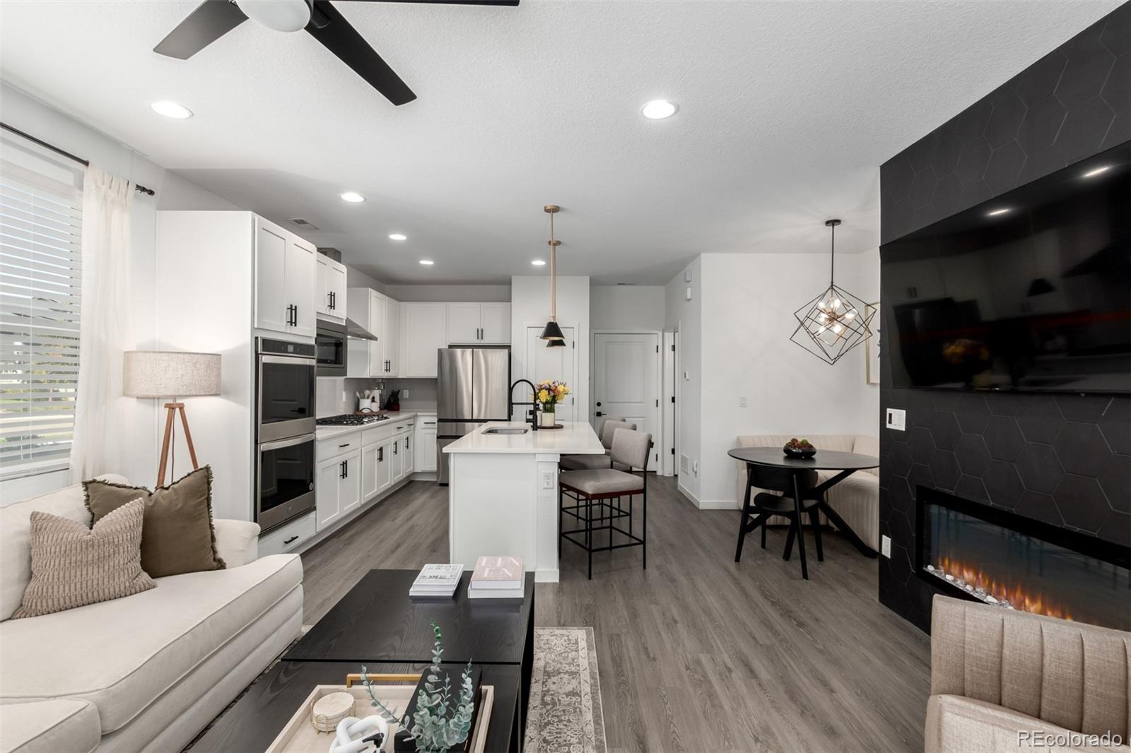 7916 Slate River Street A, Littleton, CO, 80125 4 7916 Slate River Street A