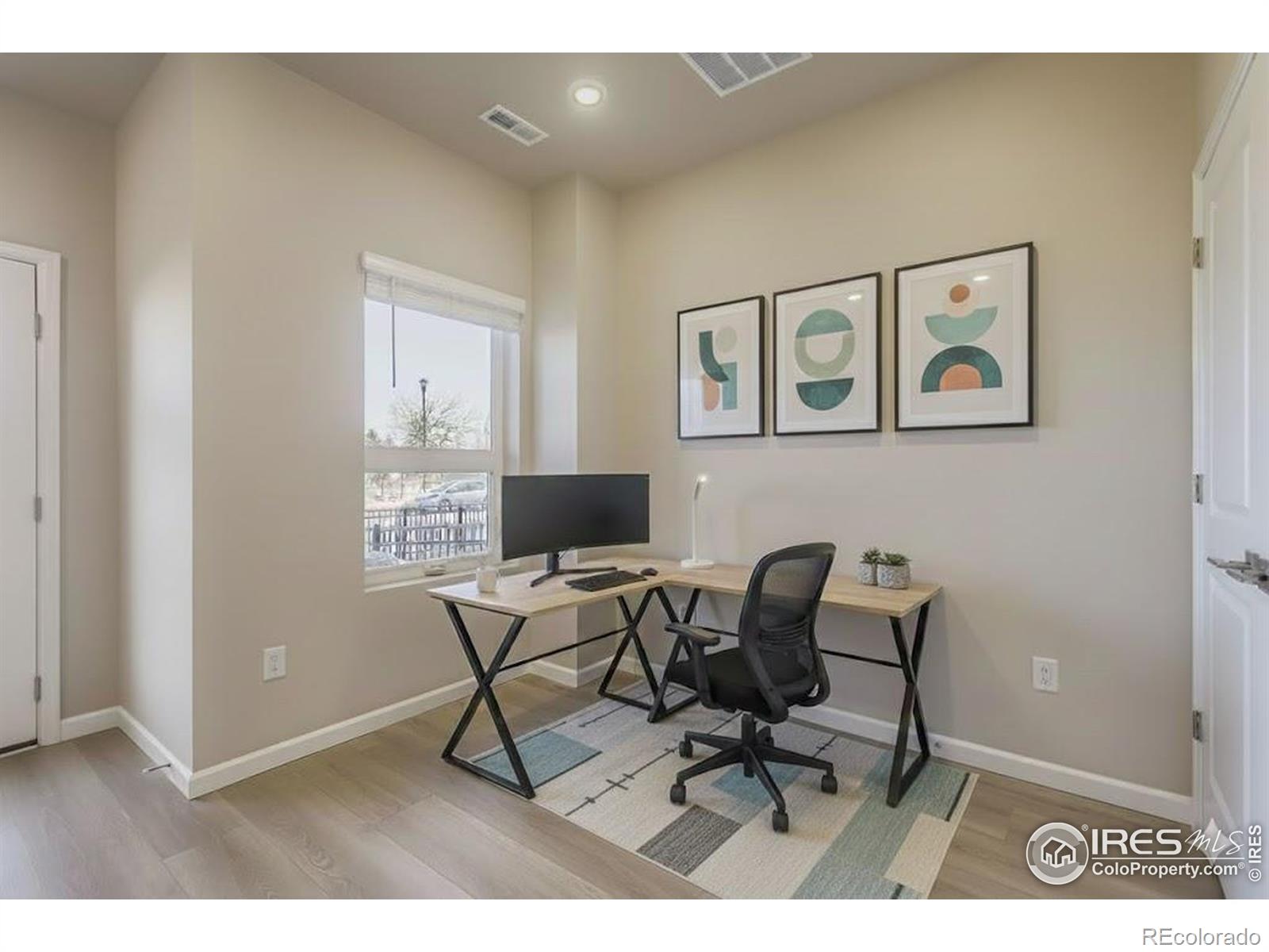 1003 Schlagel Street 3