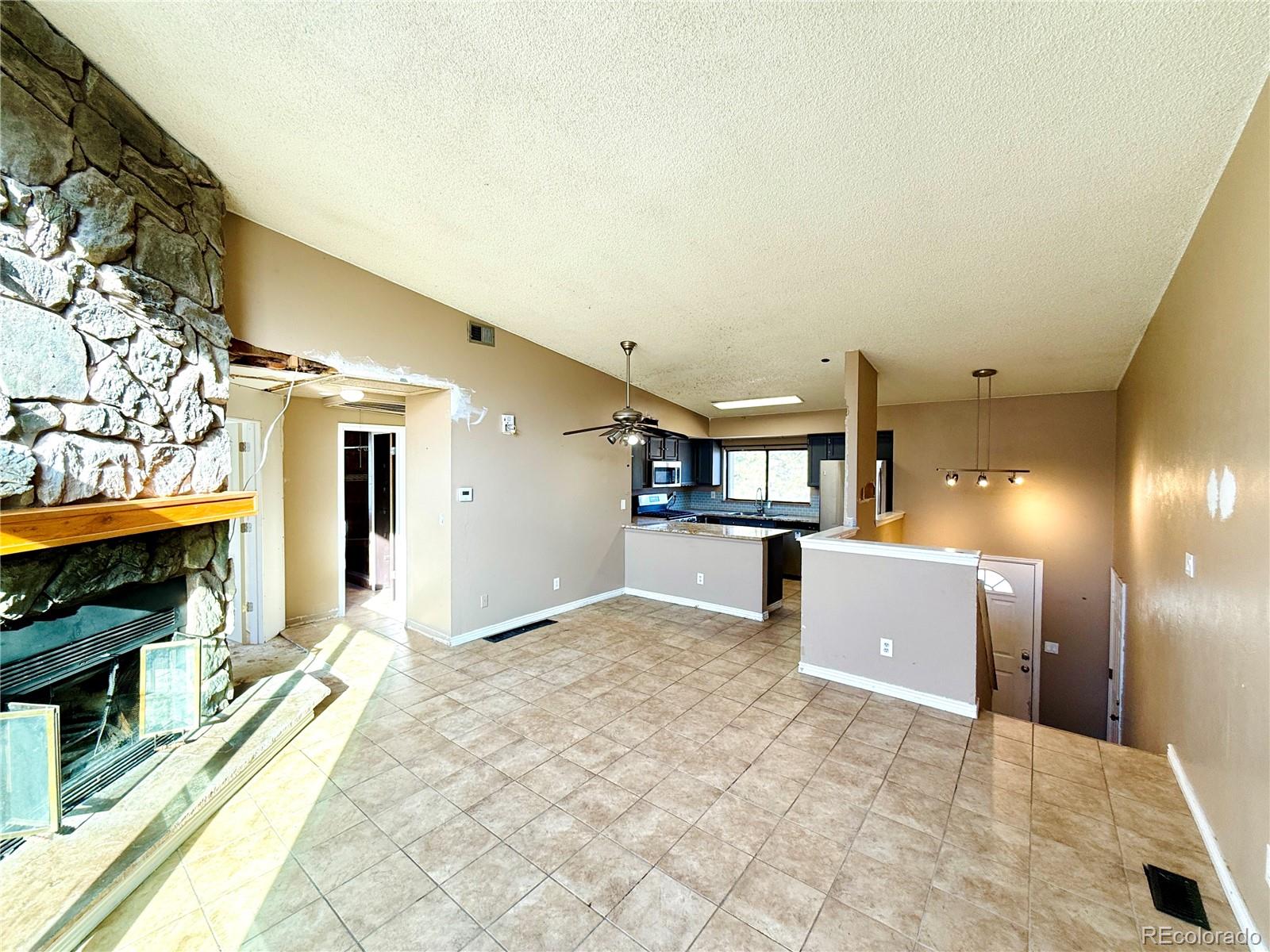 11977 W Bowles Circle, Littleton, CO, 80127 4 11977 W Bowles Circle