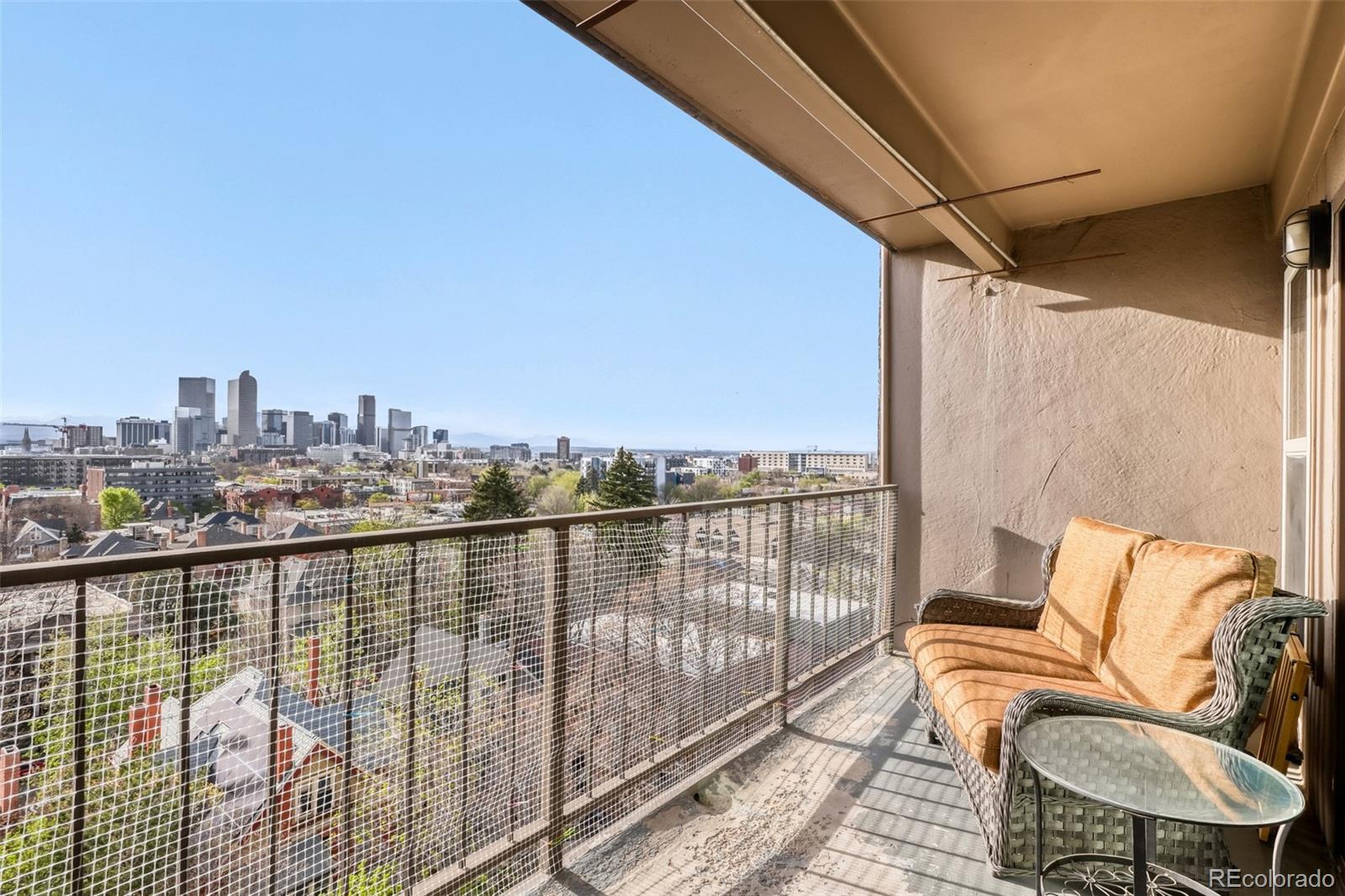 1433 N Williams Street 1007