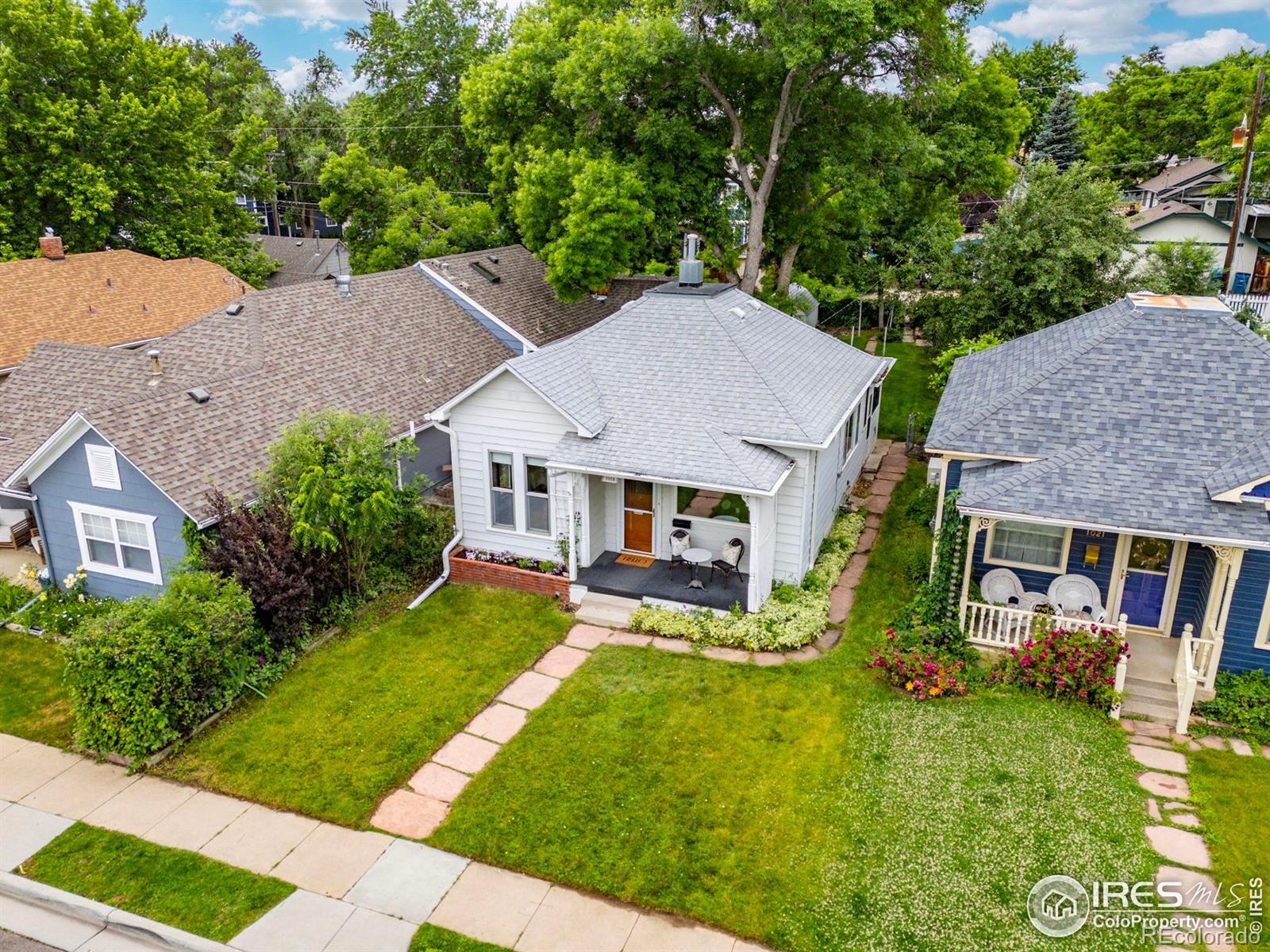 1013 La Farge Avenue