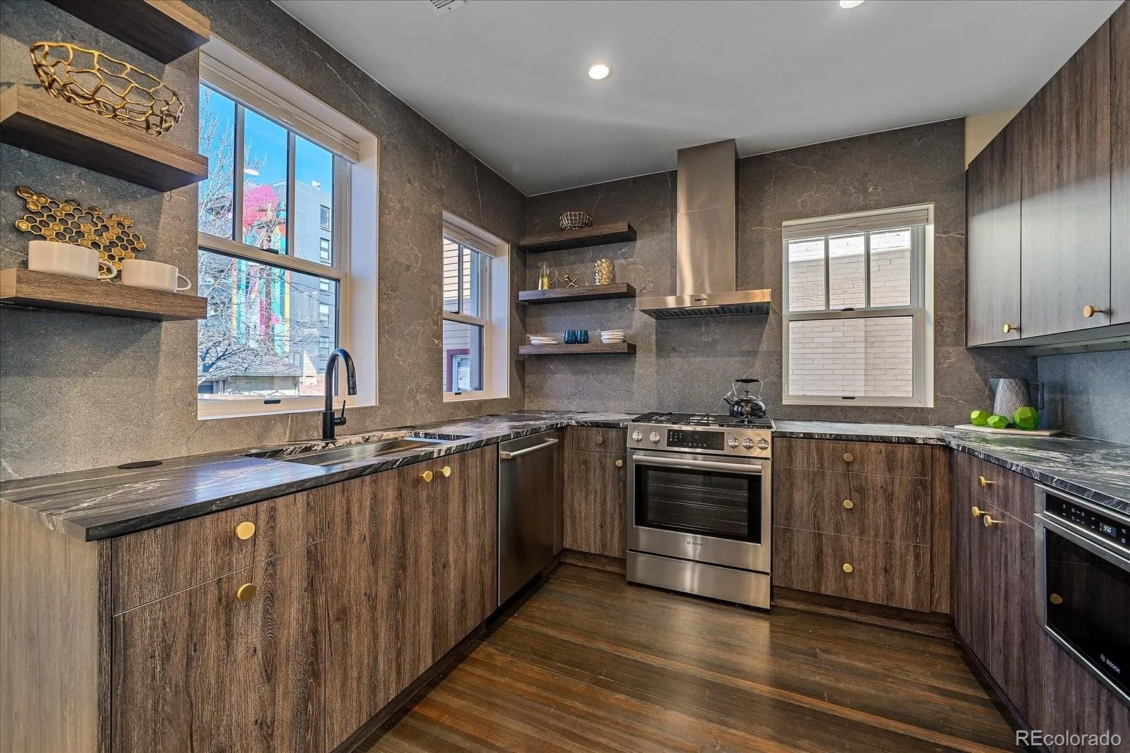 Denver, Colorado 80206, United States, 4 Bedrooms Bedrooms, ,4 BathroomsBathrooms,Residential,Active,96772