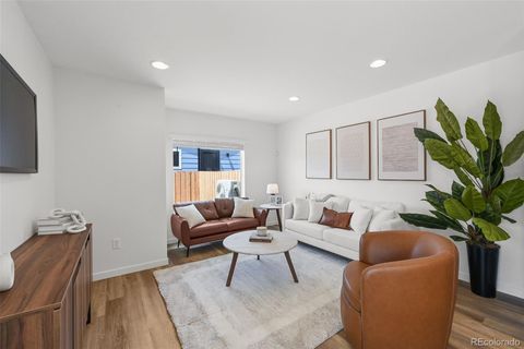 1281 N Akron Street Aurora CO 80010