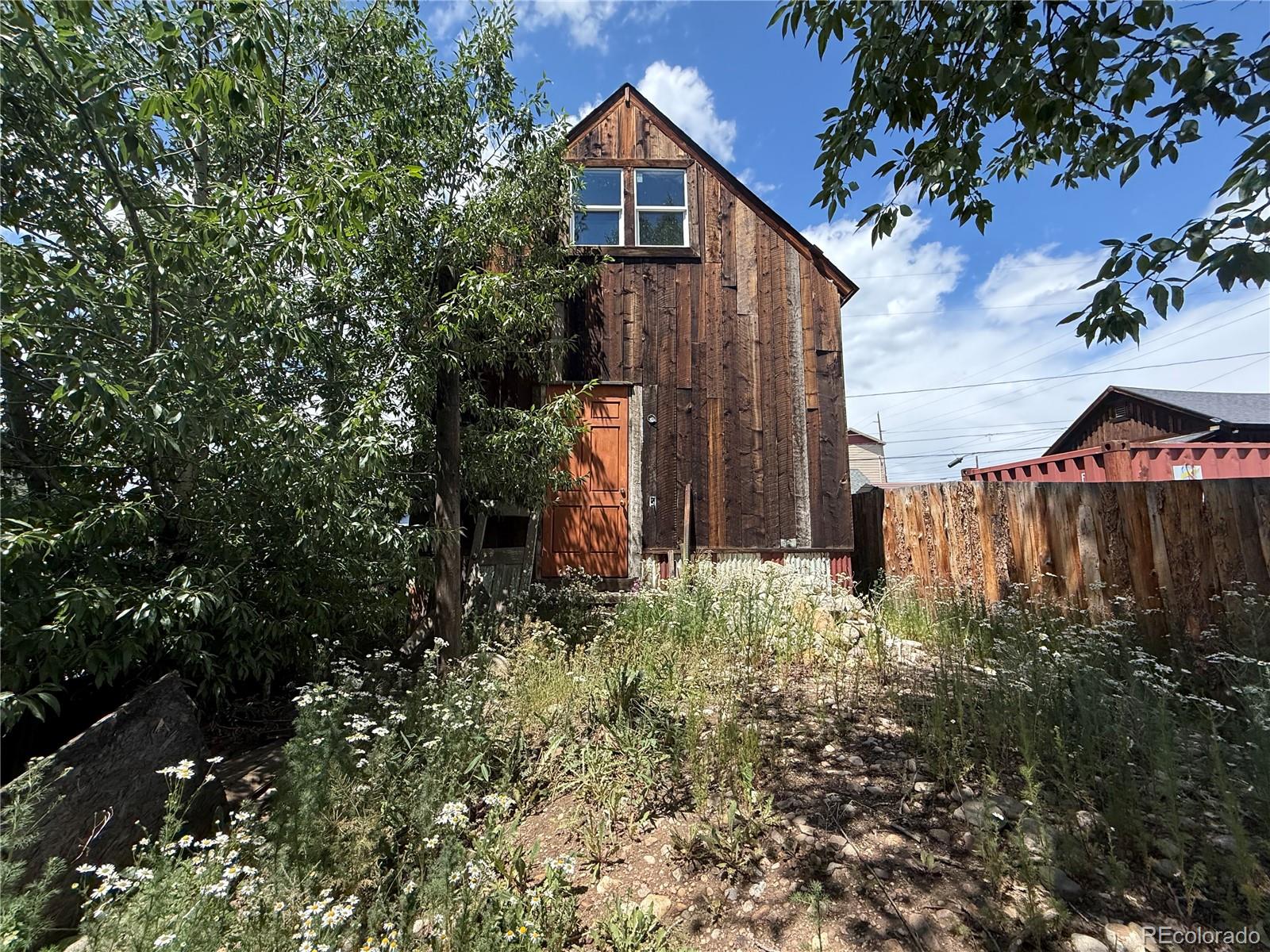 206 Elm
