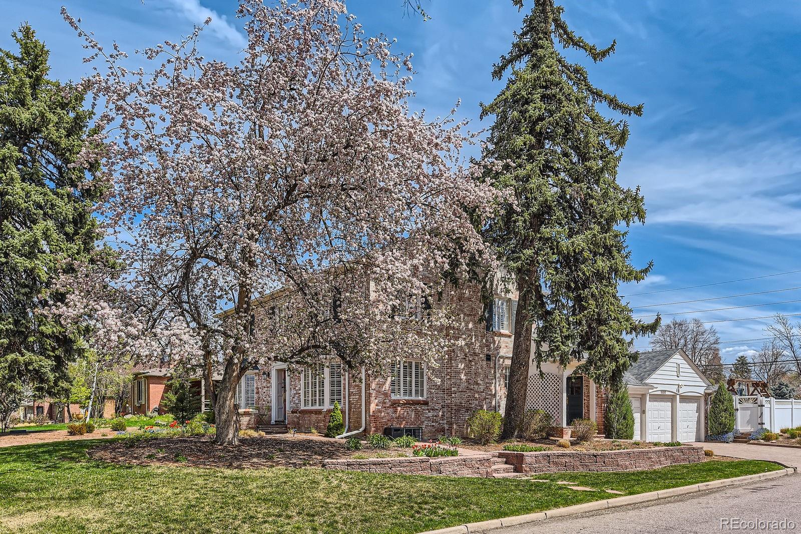 1000 N MONACO Parkway