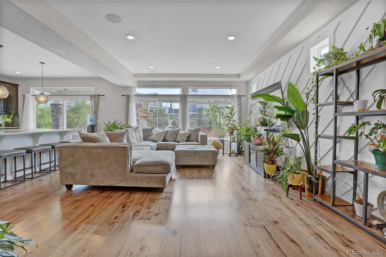 21900 E 46th Place