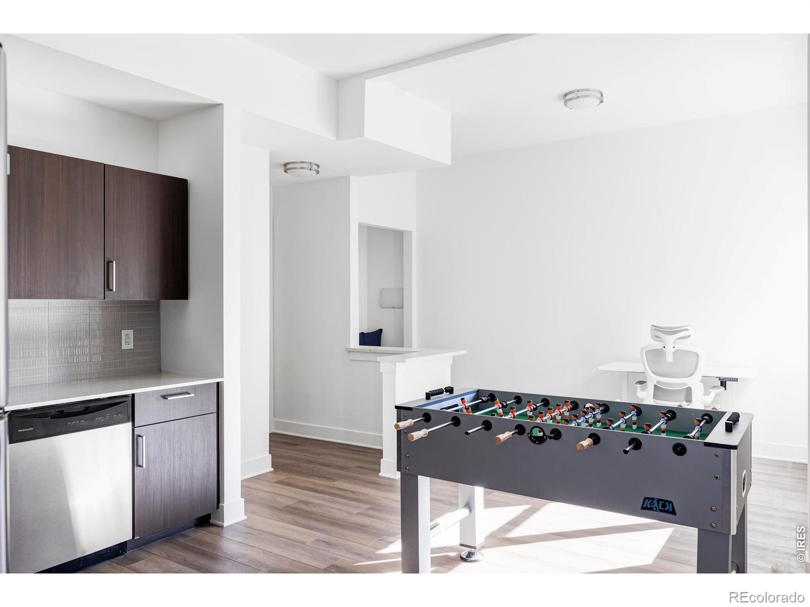 1707 Walnut Street 209