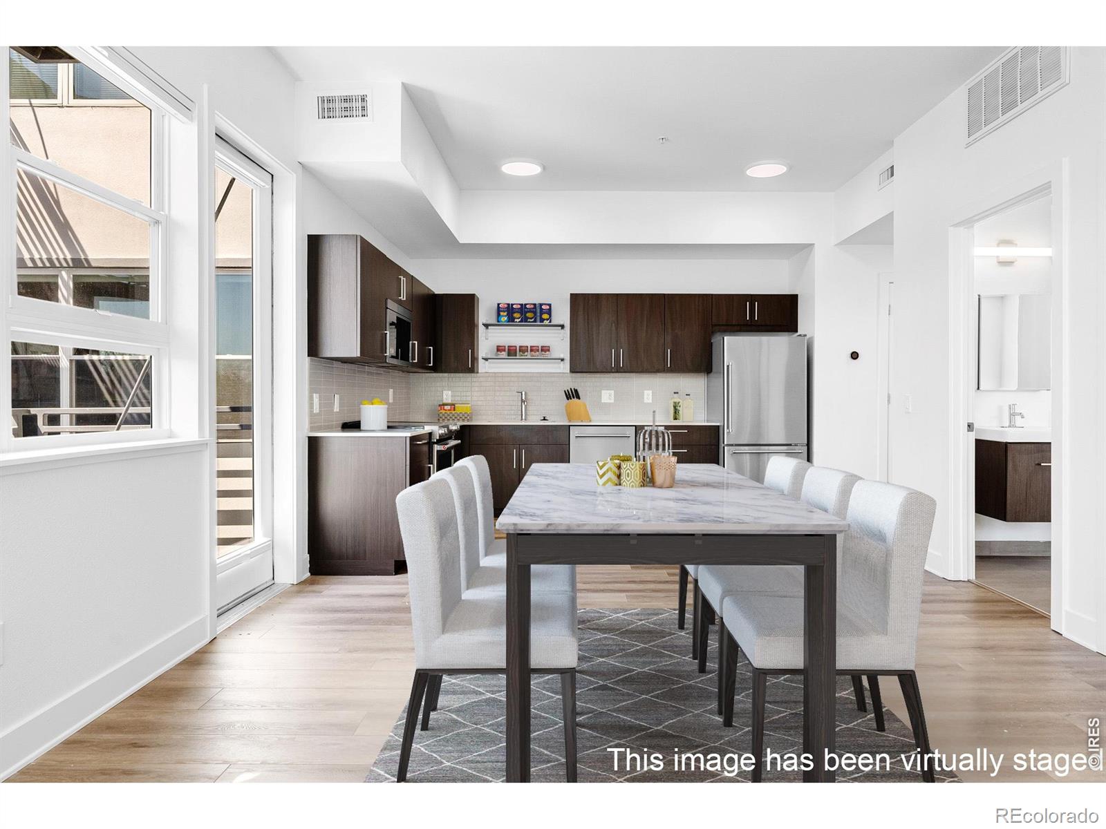 1707 Walnut Street 209