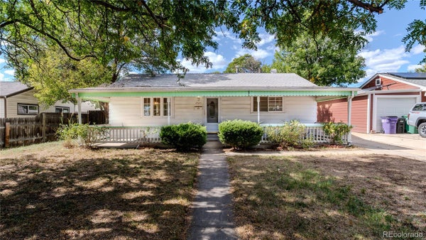 2525 S HAZEL CT, DENVER, CO 80219 - Image 4dbbbf6efdfe47c00611b4fae2957805/3475654470