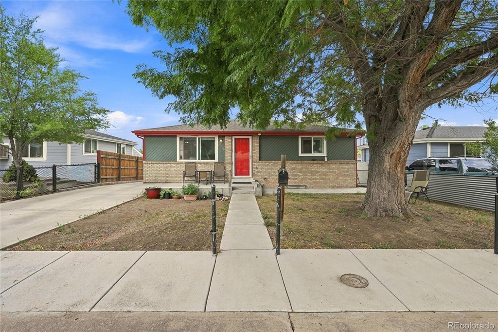 Photo of 4615 W Gill Place, Denver, CO 80219 (MLS # 2532785)