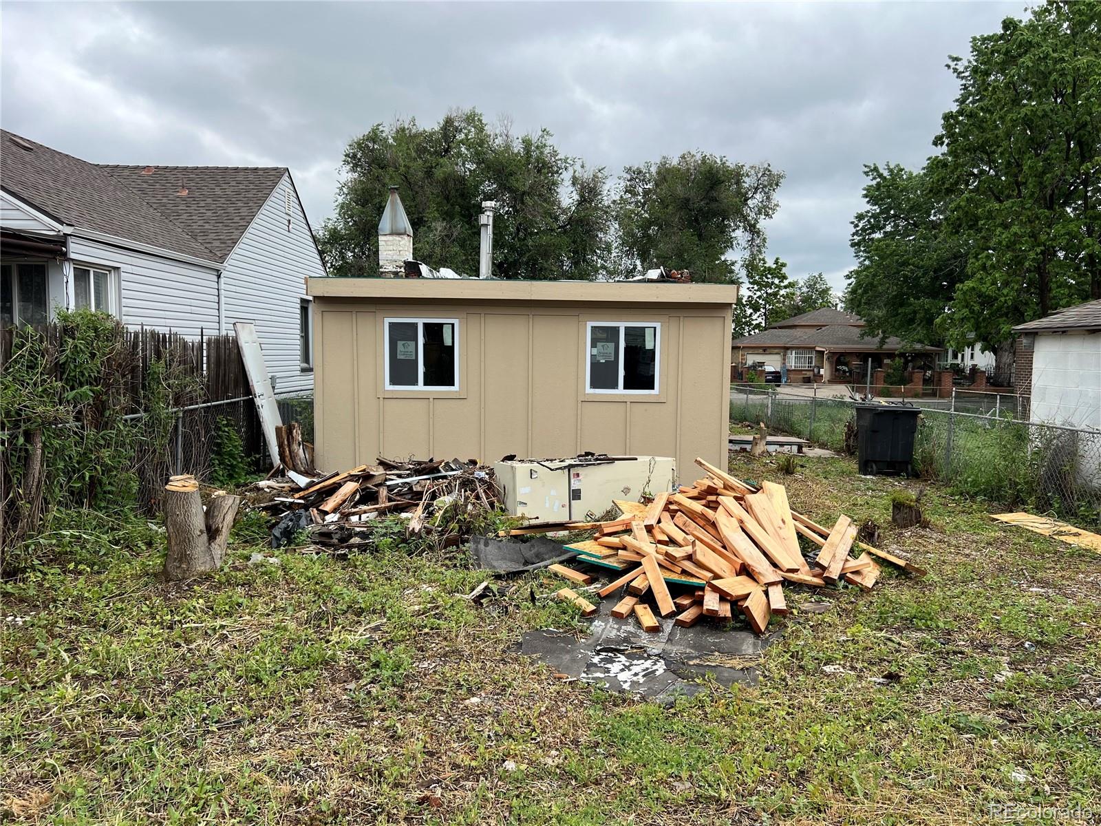 1037 Hazel Court