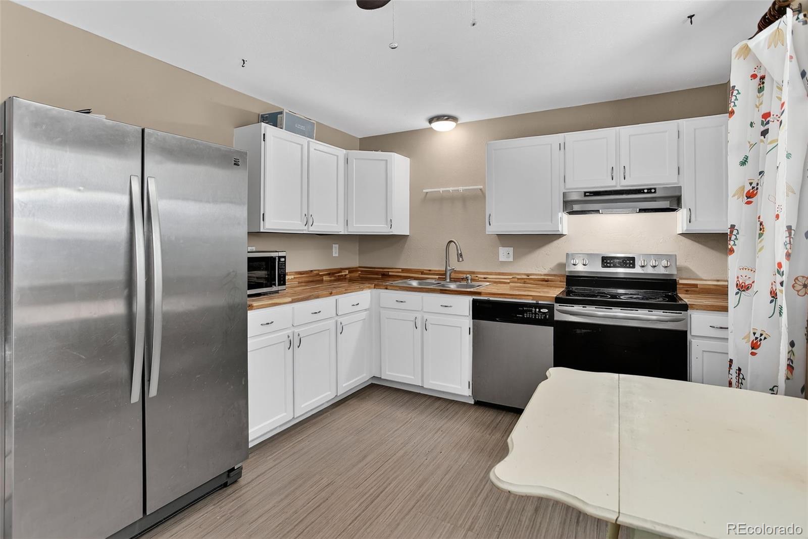 1577 S Pierson Street