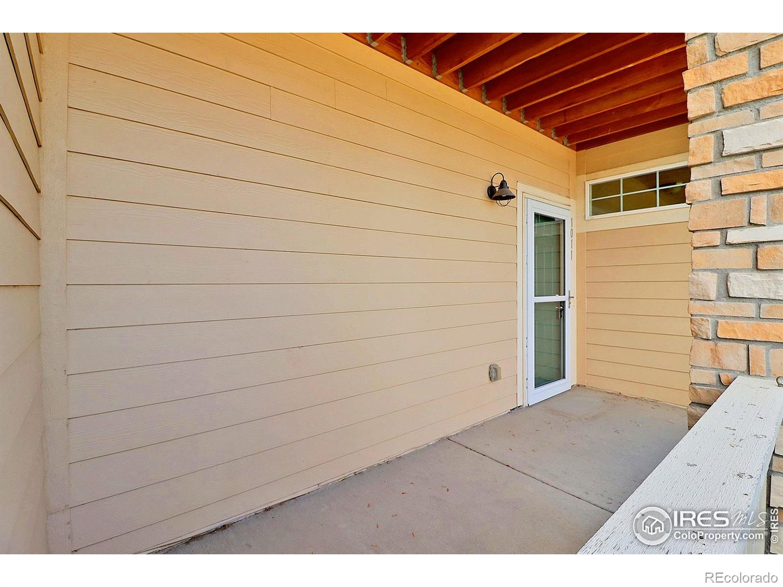 6607 W 3rd Street 1011