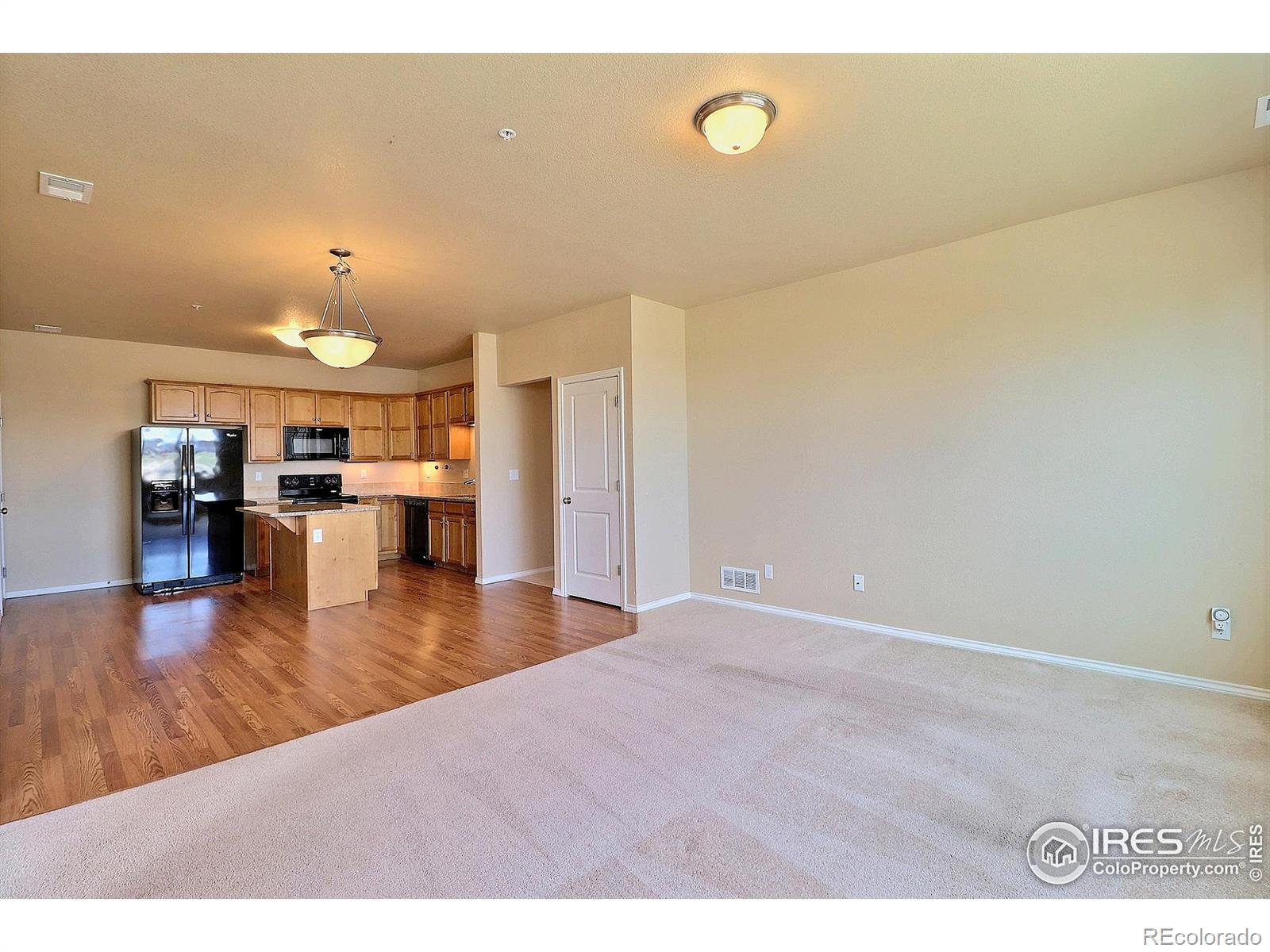 6607 W 3rd Street 1011