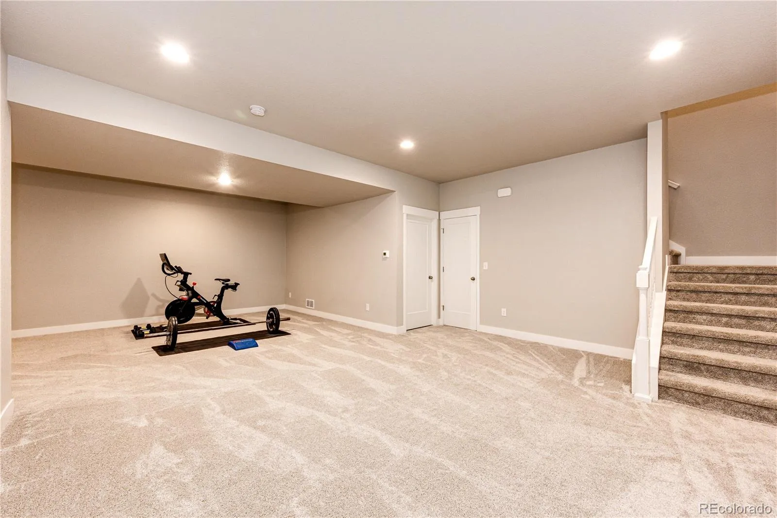 Aurora, Colorado 80019, United States, 4 Bedrooms Bedrooms, ,3 BathroomsBathrooms,Residential,Active,249285