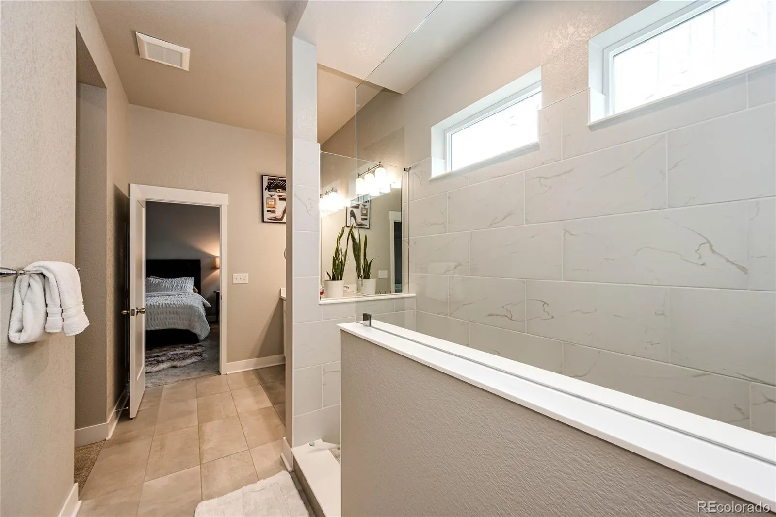 Aurora, Colorado 80019, United States, 4 Bedrooms Bedrooms, ,3 BathroomsBathrooms,Residential,Active,249285