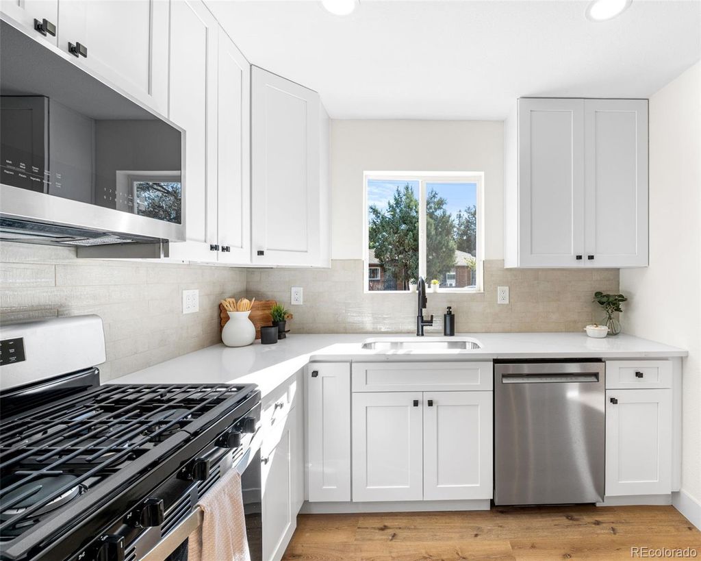 Photo of 11515 E 17th Avenue, Aurora, CO 80010 (MLS # 6826740)