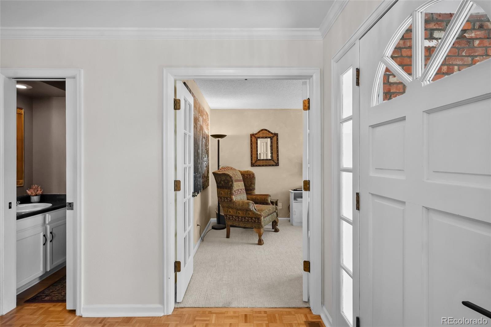 9499 E Lake Circle