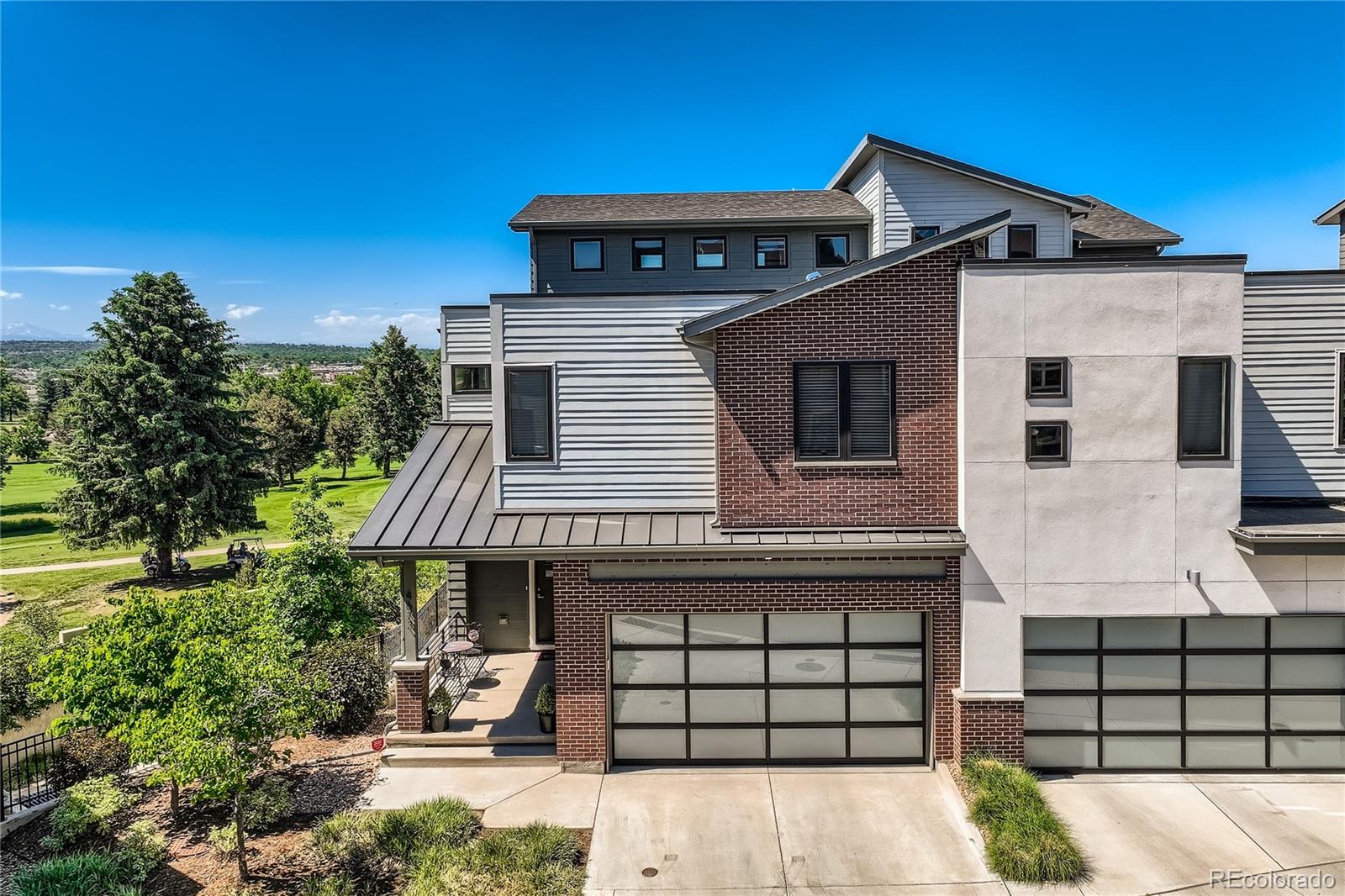 4673 W 50th Place
