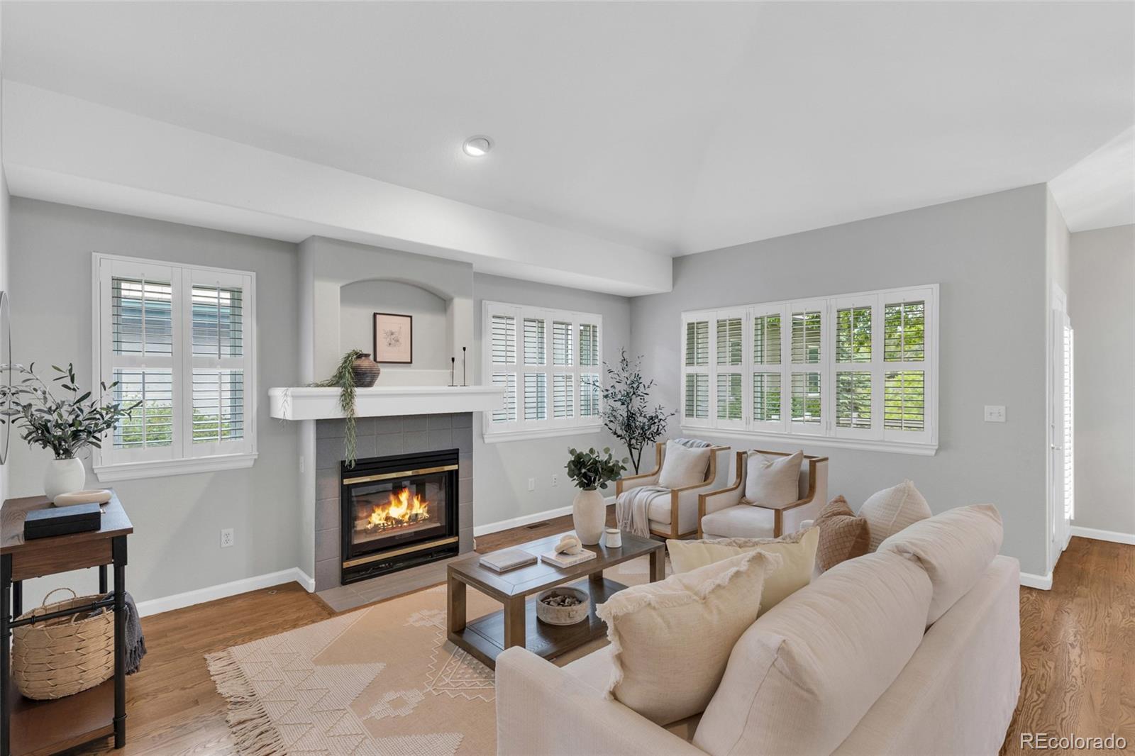 2522 W 107th Place
