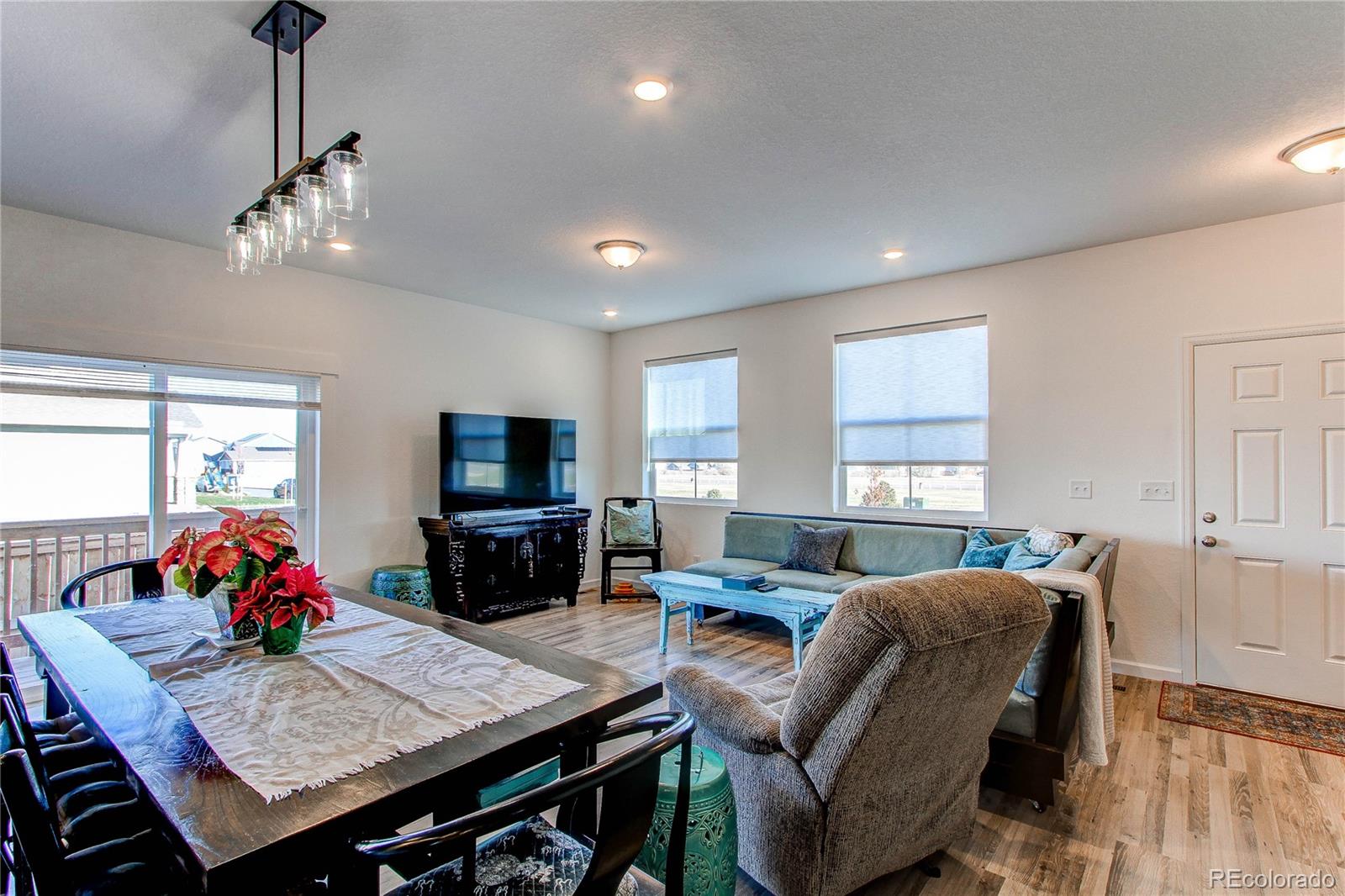 2937 Pershing Street, Strasburg, CO, 80136 4 2937 Pershing Street