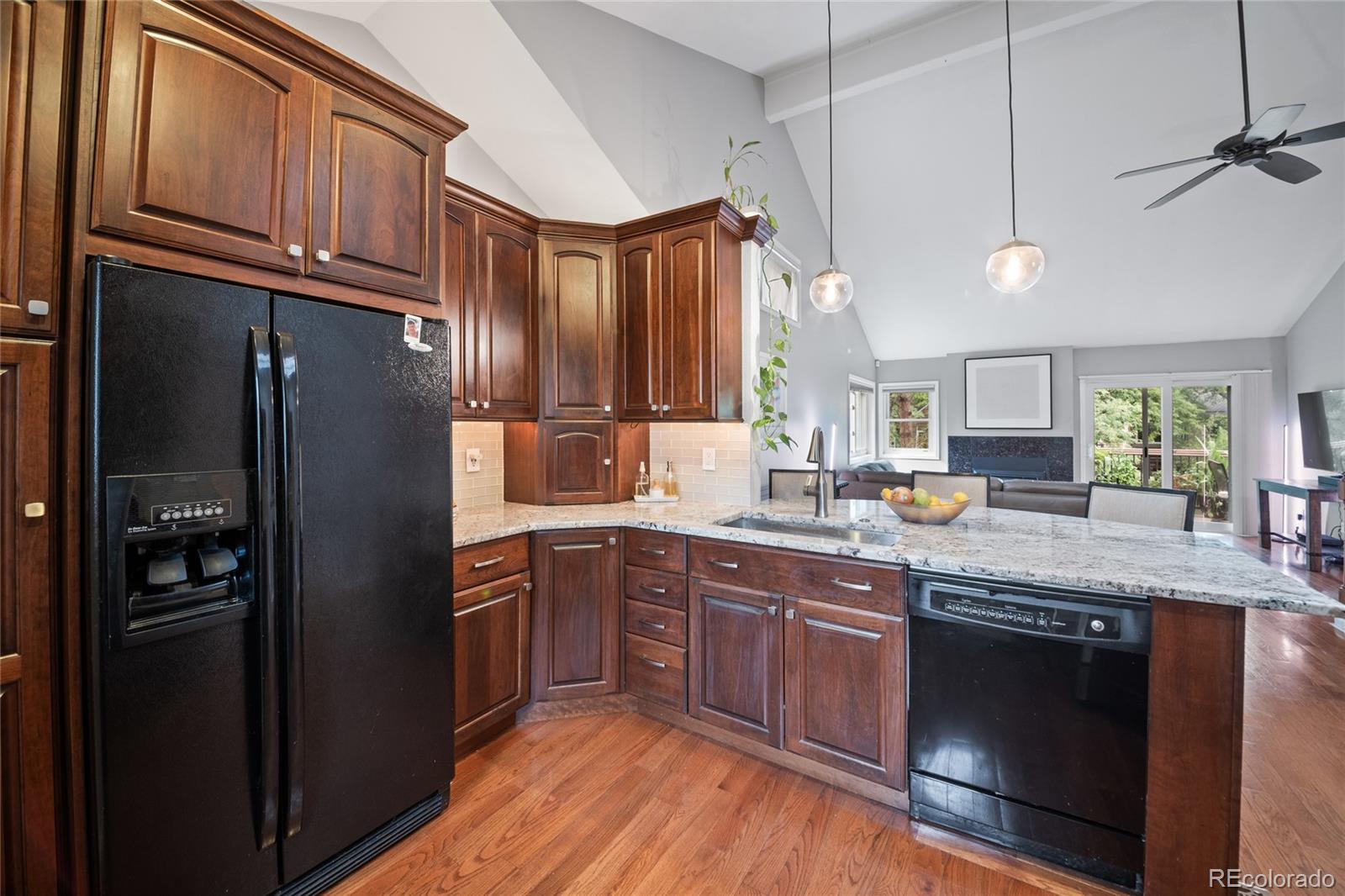 4605 S Yosemite Street 25