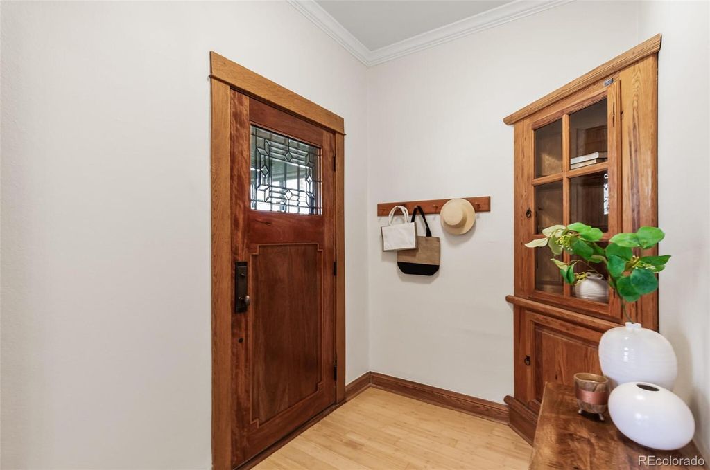 Photo of 2576 Dexter Street, Denver, CO 80207 (MLS # 4993421)