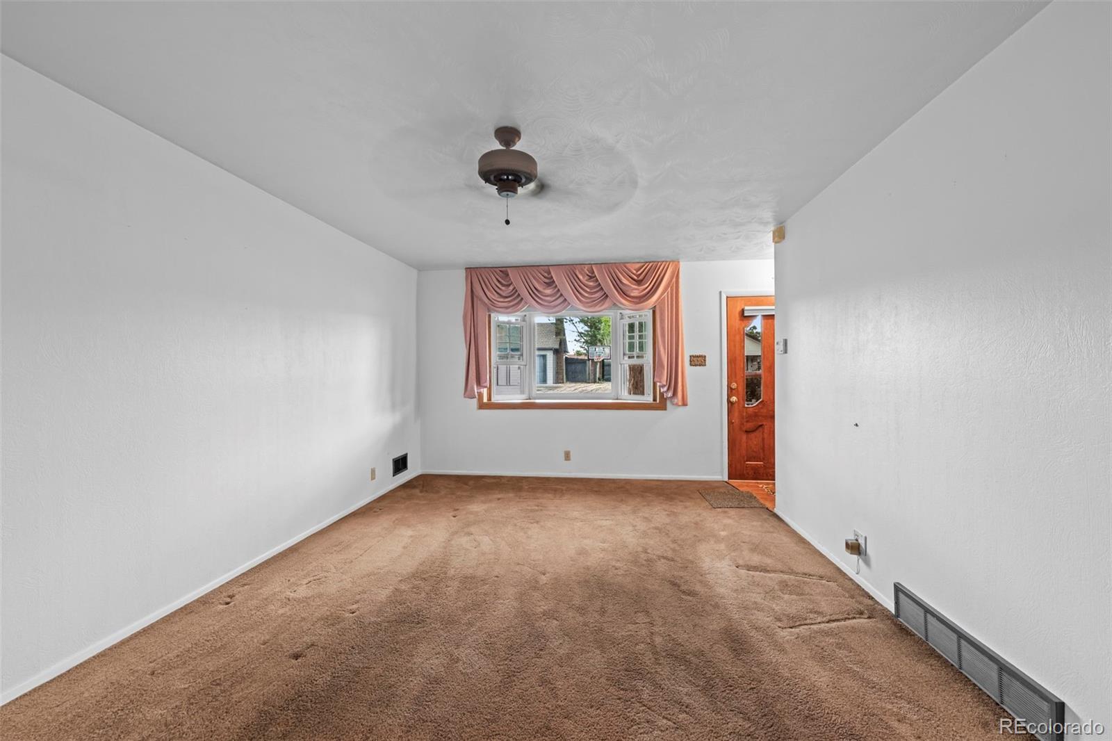 212 4th Street