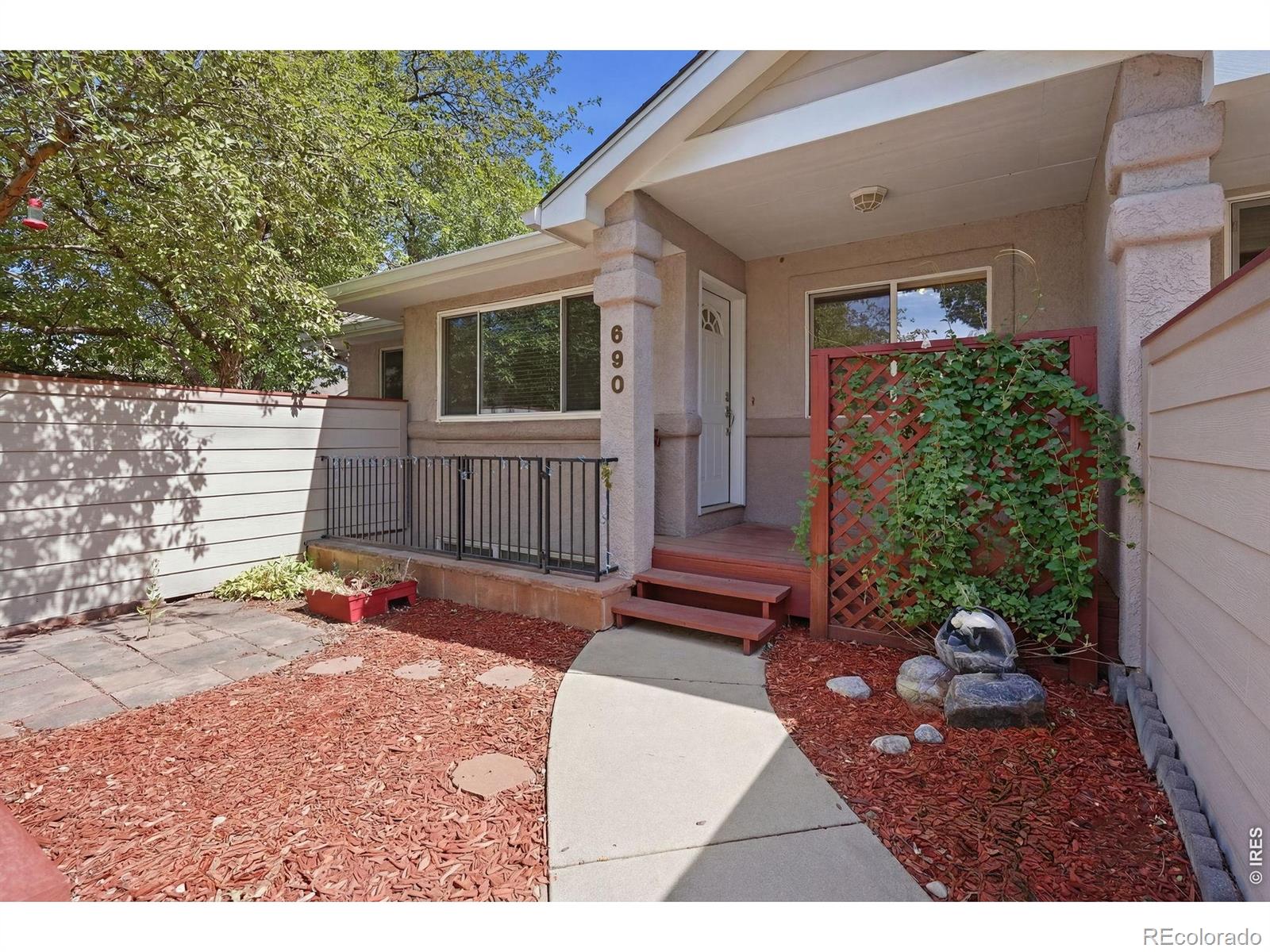 690 Ridgeview Drive