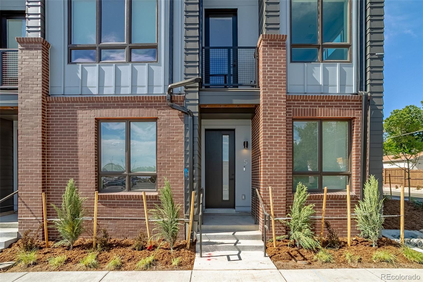 Photo 1 of 22 — 4101 E Wesley 4105, Denver, CO 80222