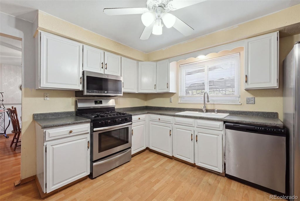 Photo of 945 Garnet Street, Broomfield, CO 80020 (MLS # 1950761)