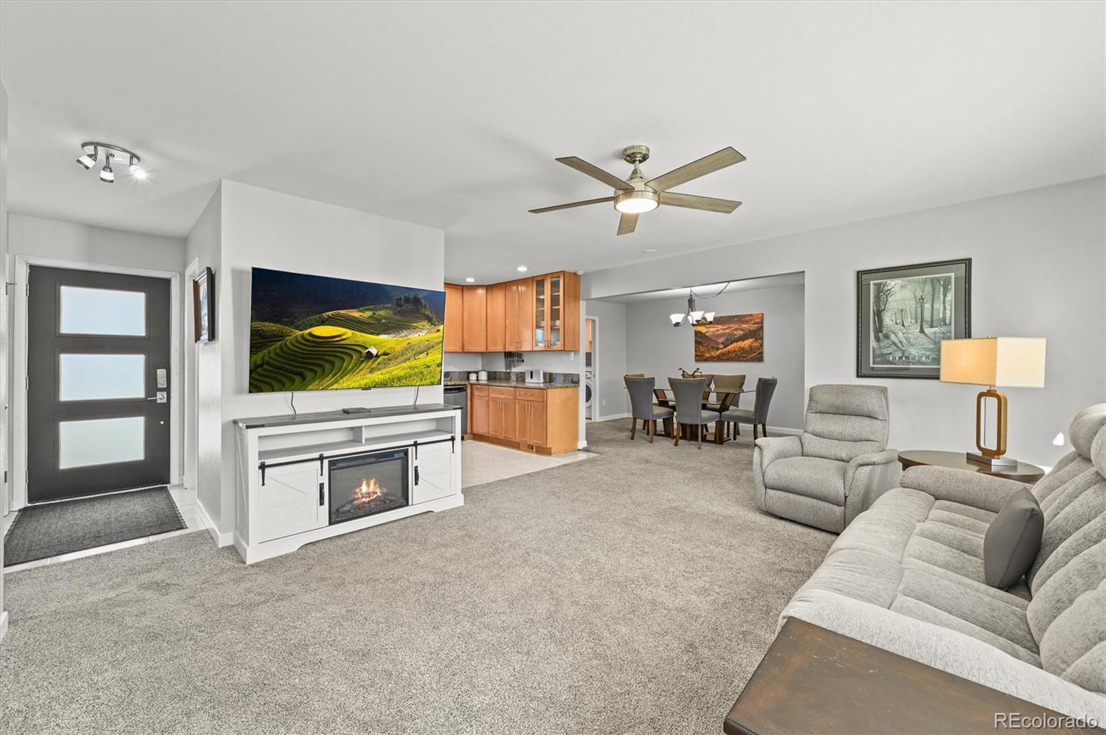 3236 S Fairfax Street