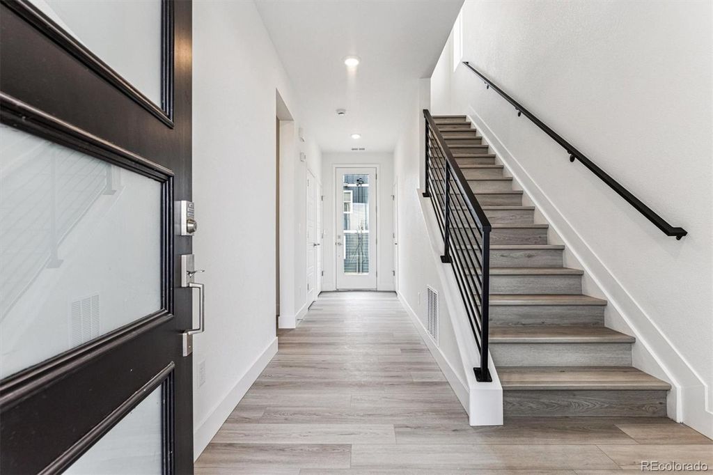 Photo of 8489 Snake River Street, Littleton, CO 80125 (MLS # 3972554)