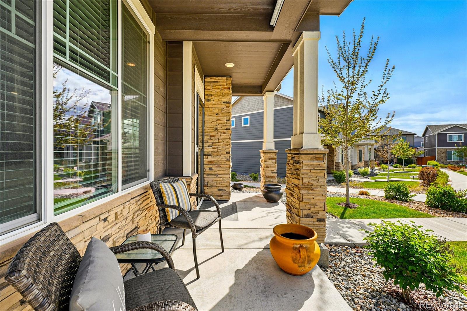 6833 Longpark Drive