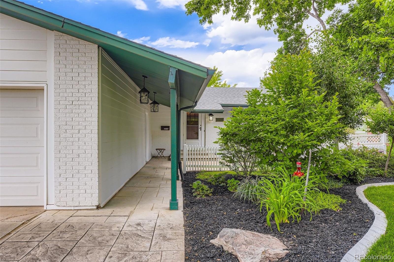 1651 E Kettle Avenue