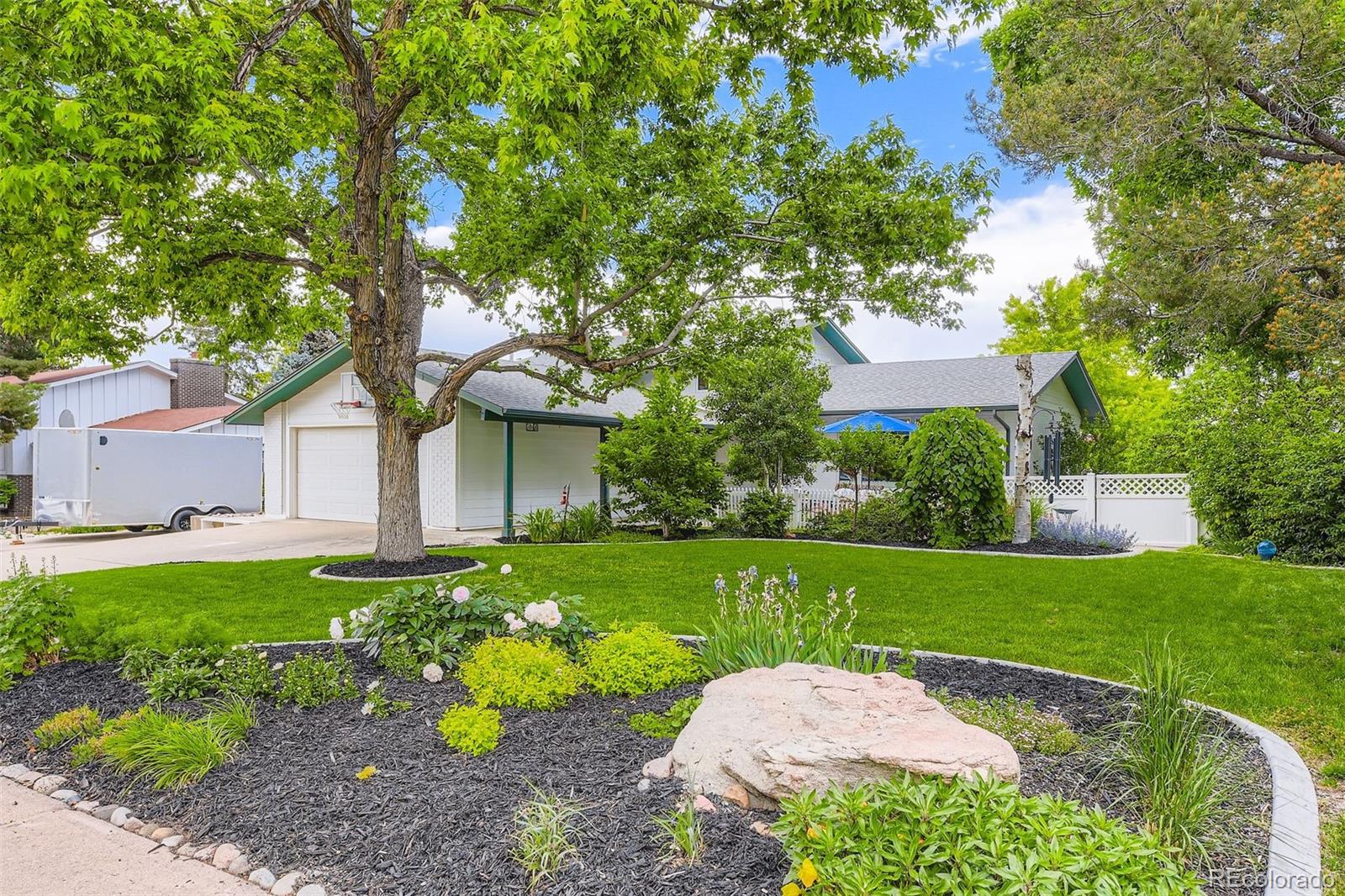 1651 E Kettle Avenue