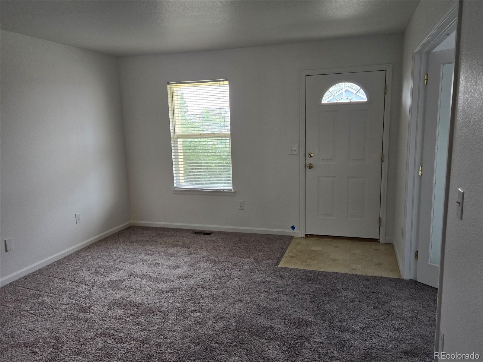 55606 E 28th Place