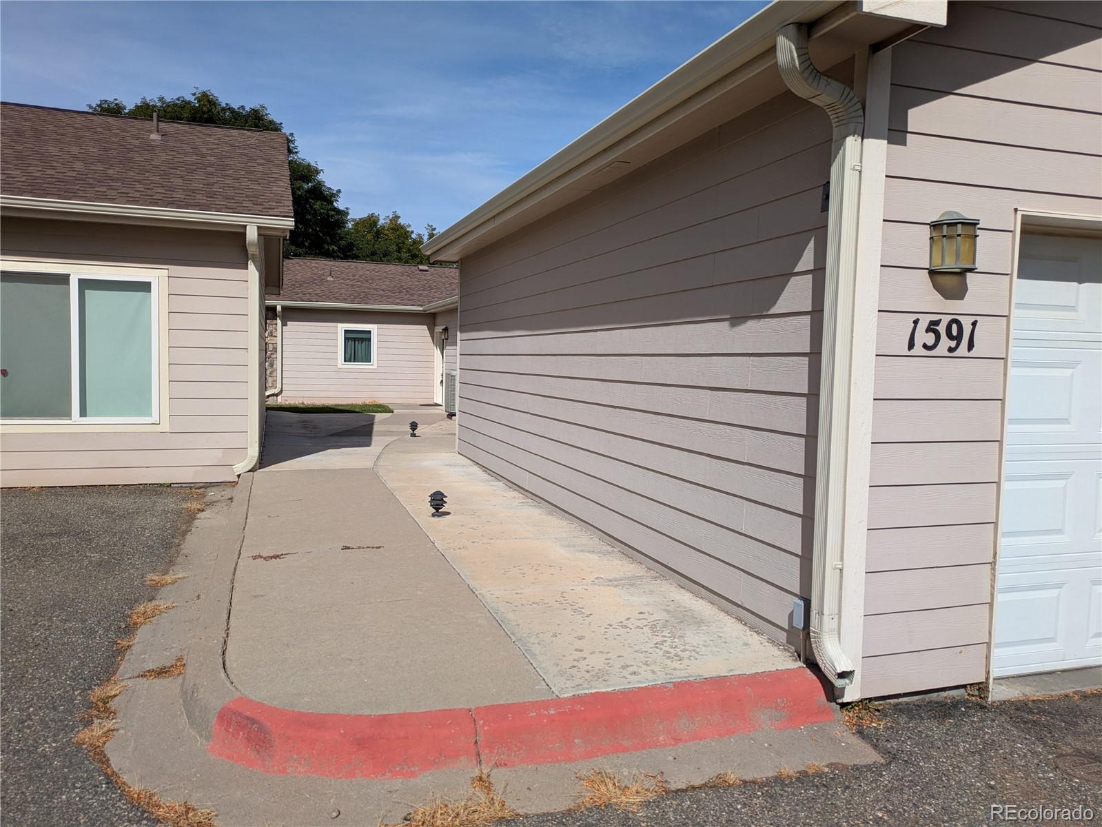 1591 Roseannaa Drive