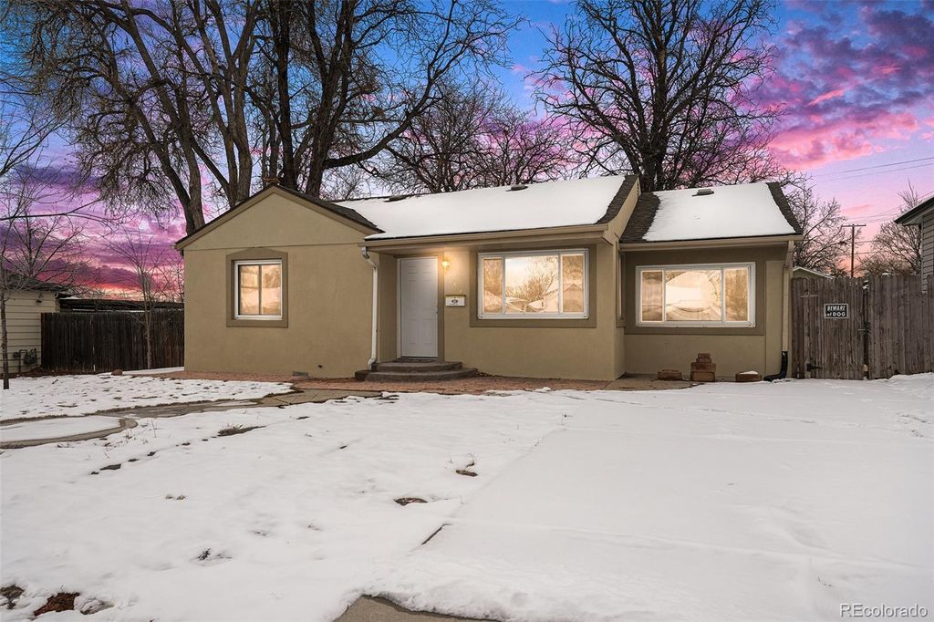 Photo of 2308 Galena Street, Aurora, CO 80010 (MLS # 7192715)