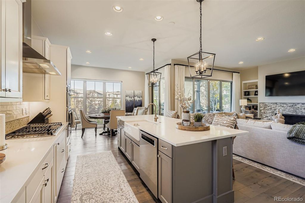 Photo of 10414 Maplebrook Way, Highlands Ranch, CO 80126 (MLS # 3084559)