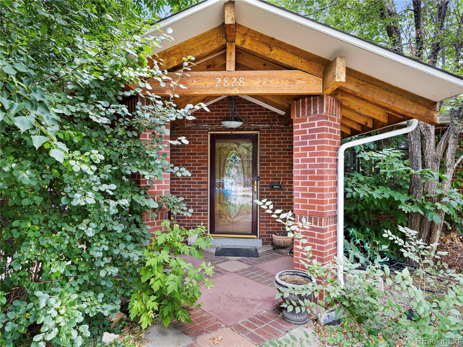 2828 Xavier Street